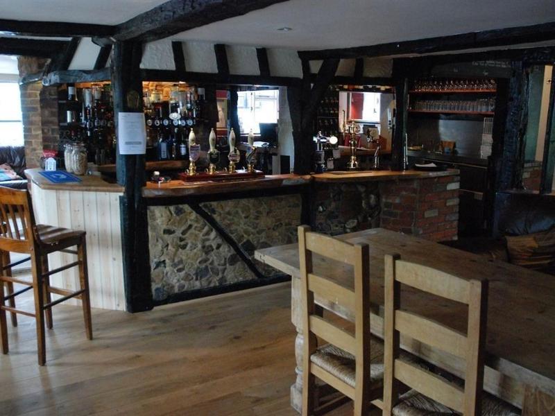 The Black Bull Inn Balsham - Bar