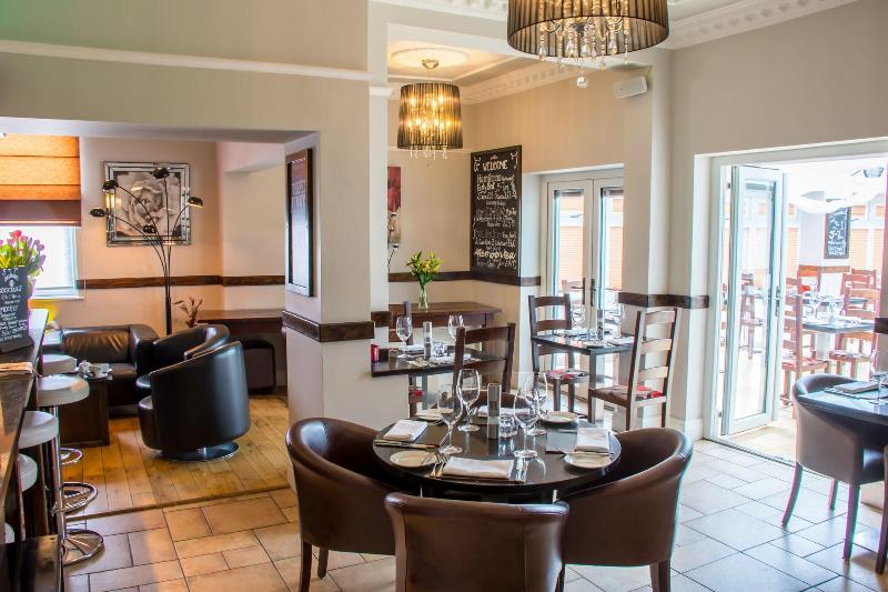 A Park View Hotel - Bar
