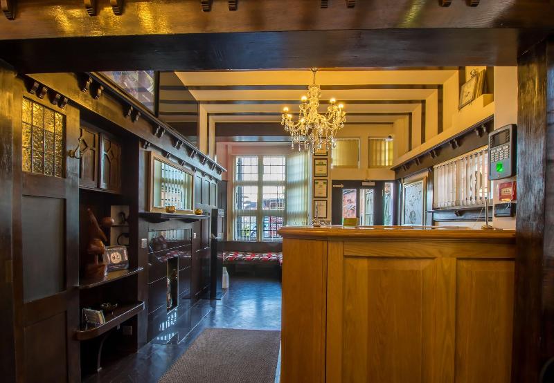 A Park View Hotel - Lobi