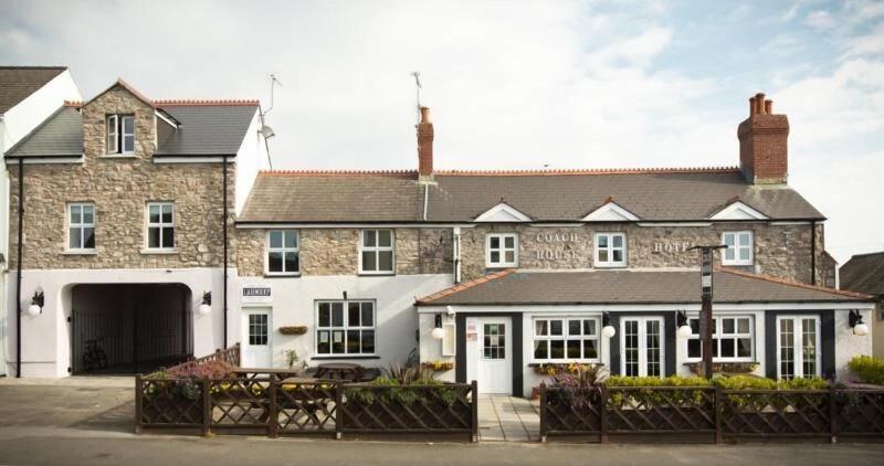 The Coach House Hotel - Genel
