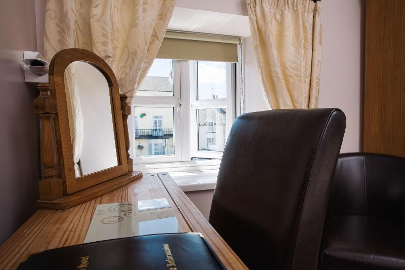 The Coach House Hotel - Oda
