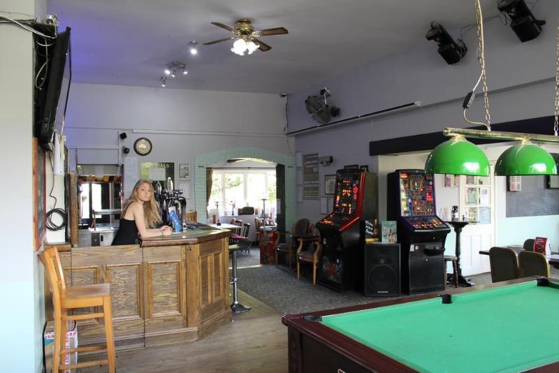 The William IV - Genel