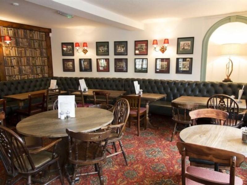 The Kings Arms Hotel - Bar