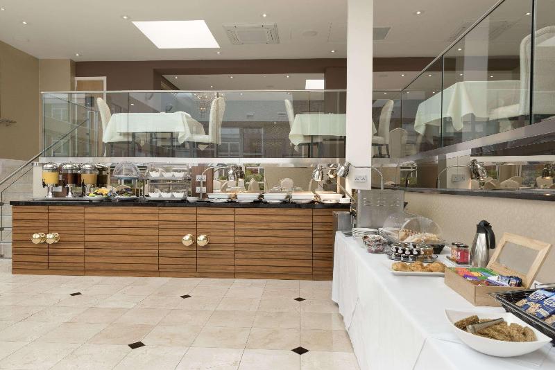 Ramada Resort by Wyndham Park Hall Wolverhampton - Restoran