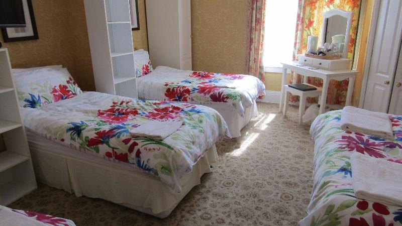 Raincliffe Hotel - Oda
