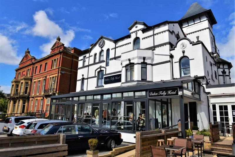 The Dukes Folly Hotel - Genel