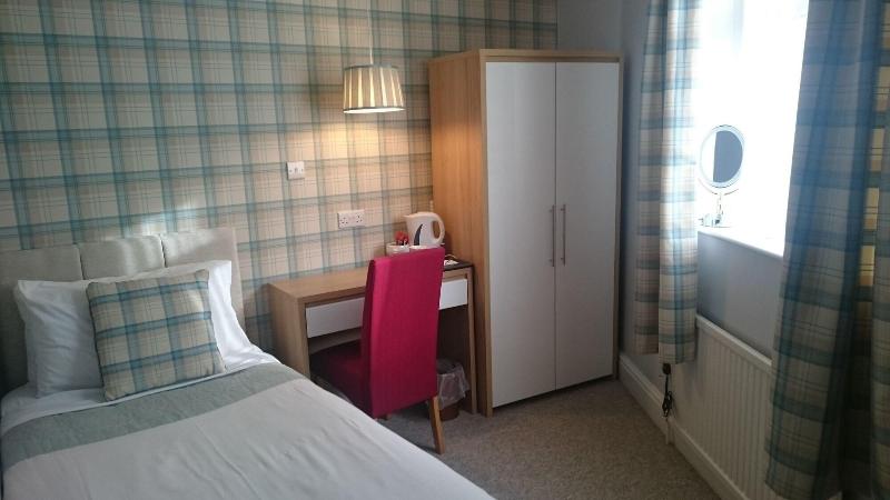 The Dukes Folly Hotel - Oda