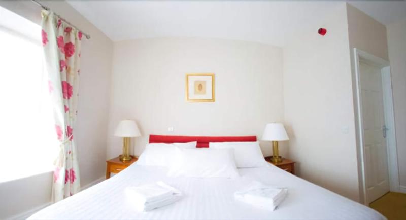 Four Seasons Hotel - Oda