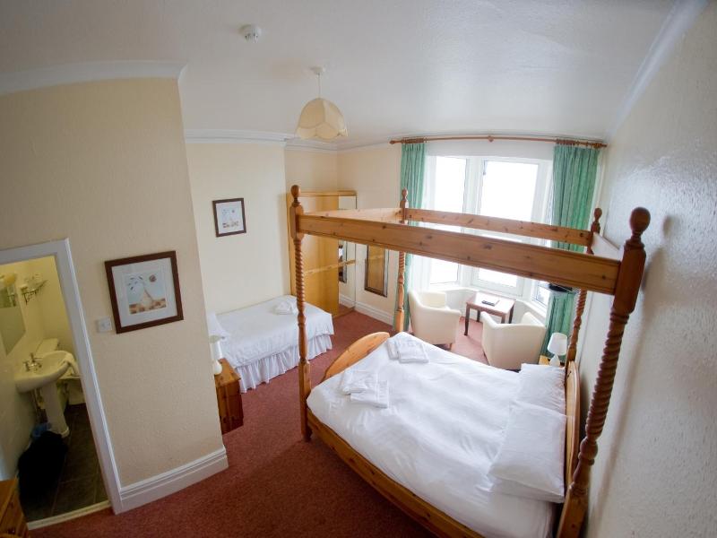 Queensbridge Hotel - Oda