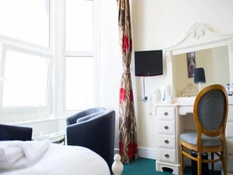 Queensbridge Hotel - Oda