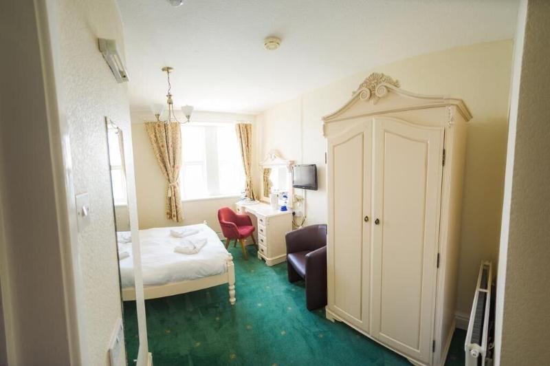 Queensbridge Hotel - Oda