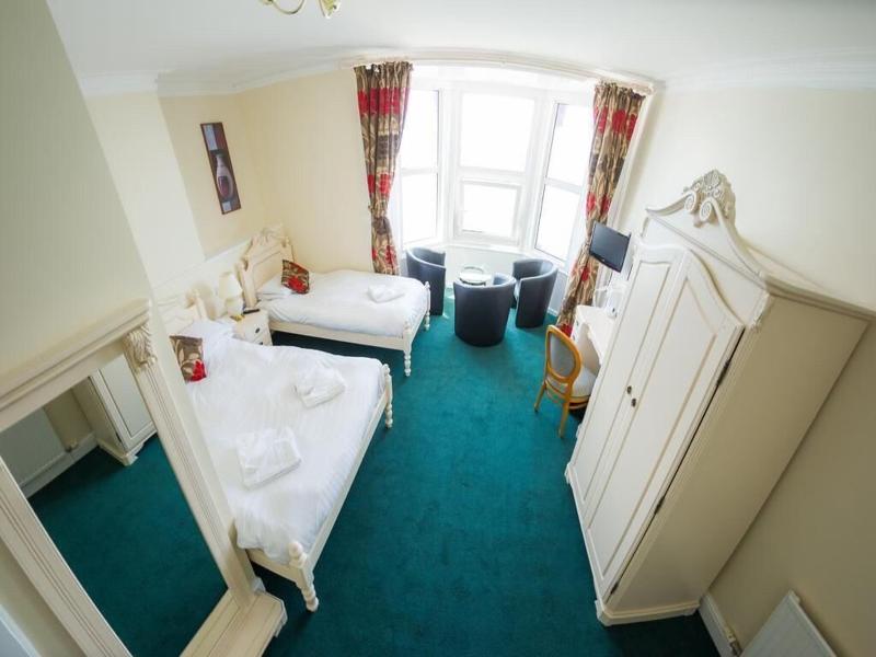 Queensbridge Hotel - Oda
