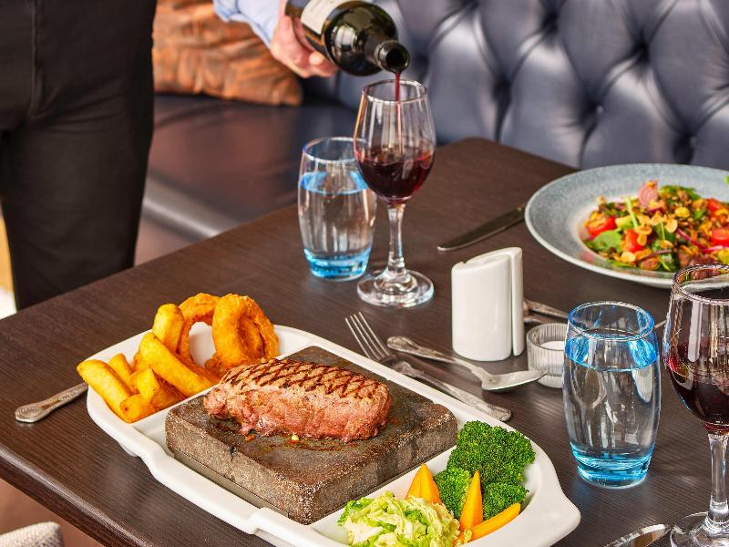 Mercure Milton Keynes Hotel - Restoran