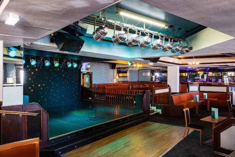 The Caledonian Tower Hotel - Bar
