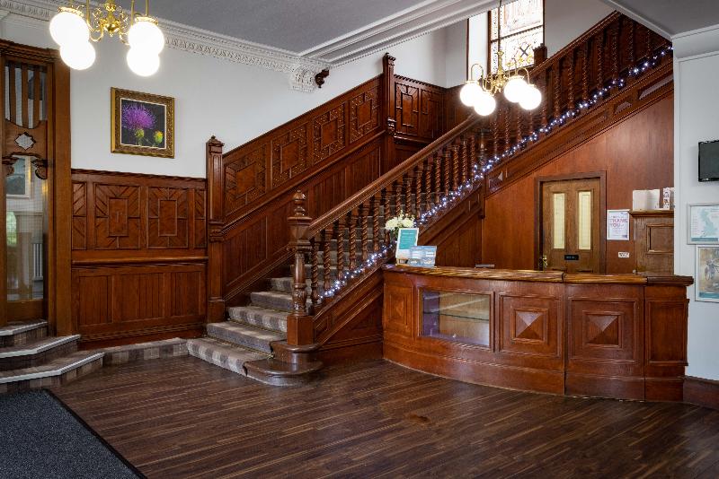 The Tarbet Hotel - Lobi