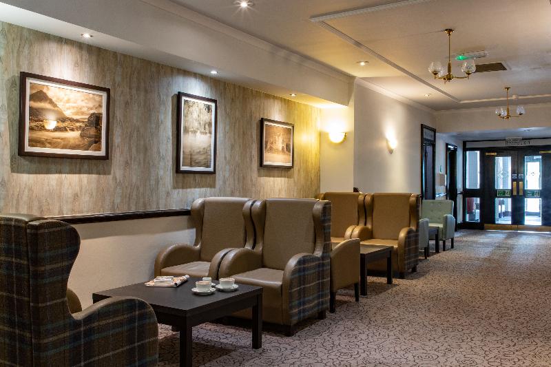 The Tarbet Hotel - Lobi