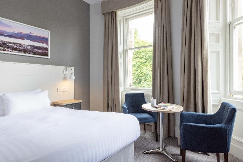 The Tarbet Hotel - Oda