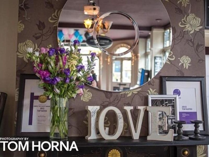 The Kings Arms - Bar