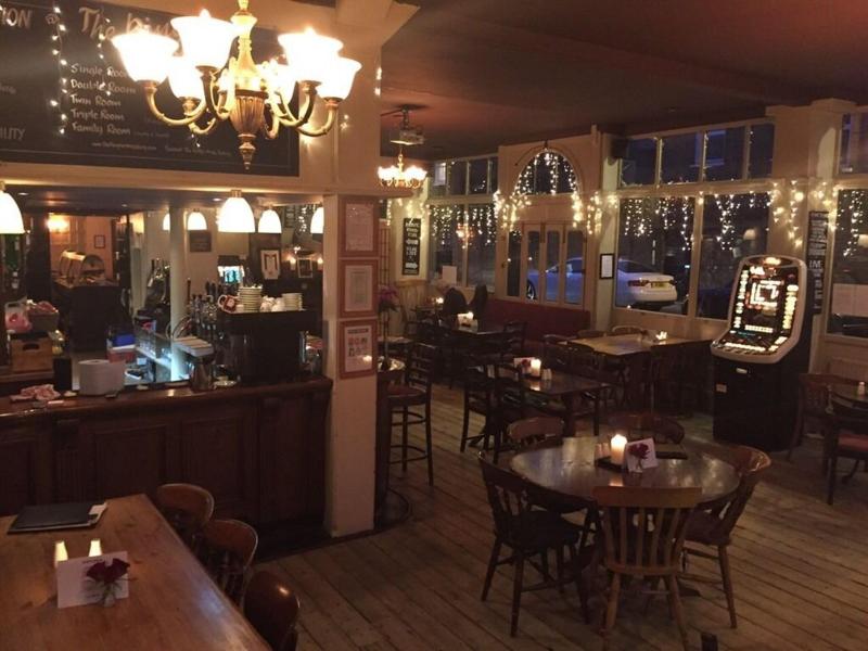 The Kings Arms - Bar