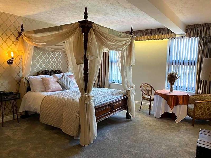 The Sitwell Arms Hotel - Genel