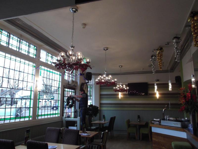 The Stag Enfield - Bar