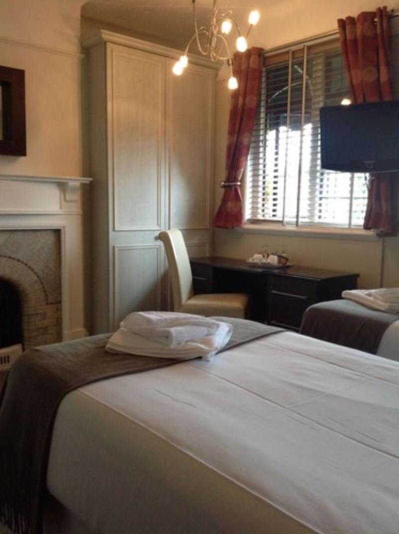 The Stag Enfield - Oda
