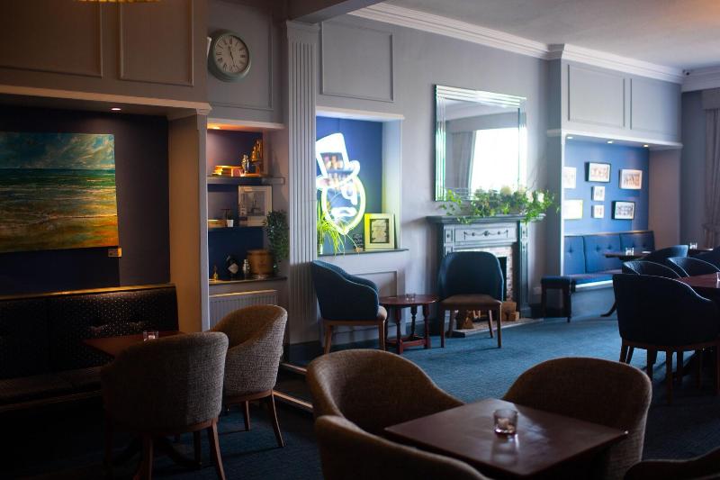 Manor Hotel - Bar