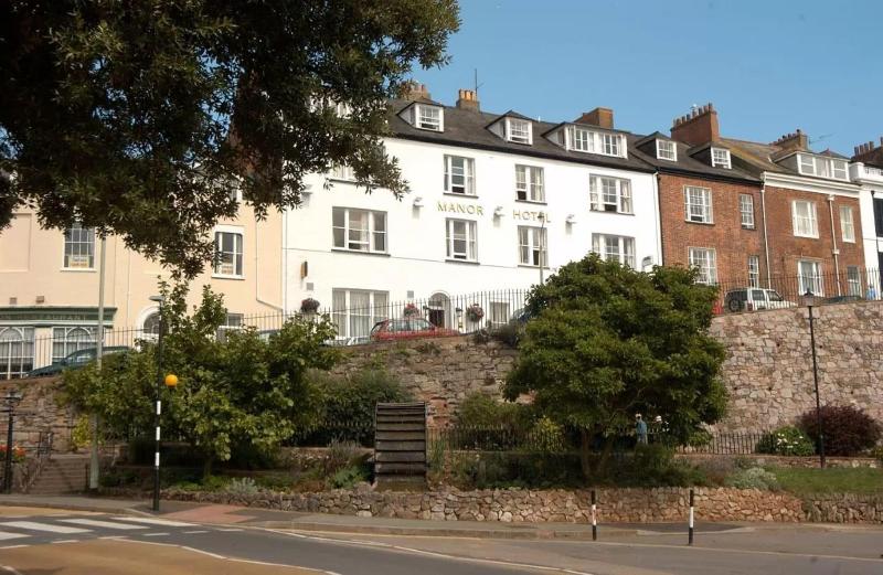 Manor Hotel - Genel