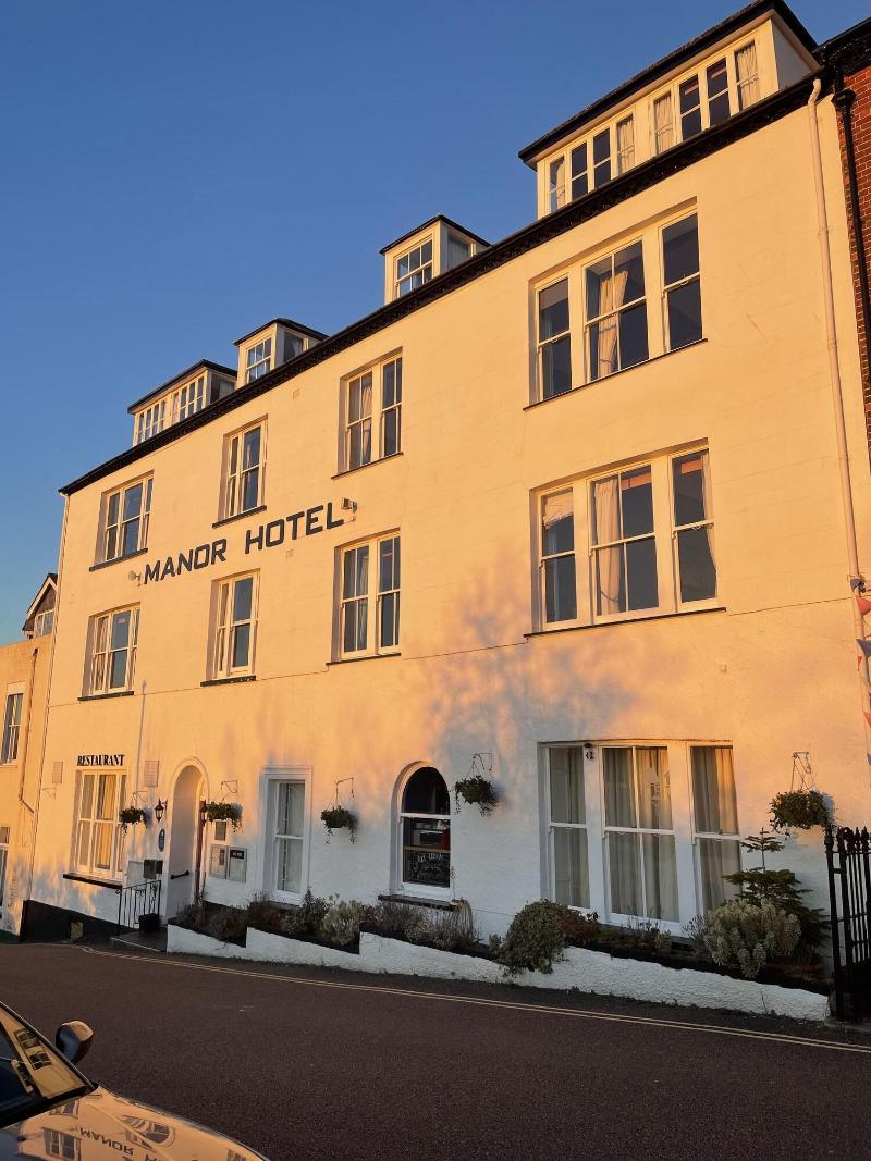 Manor Hotel - Genel