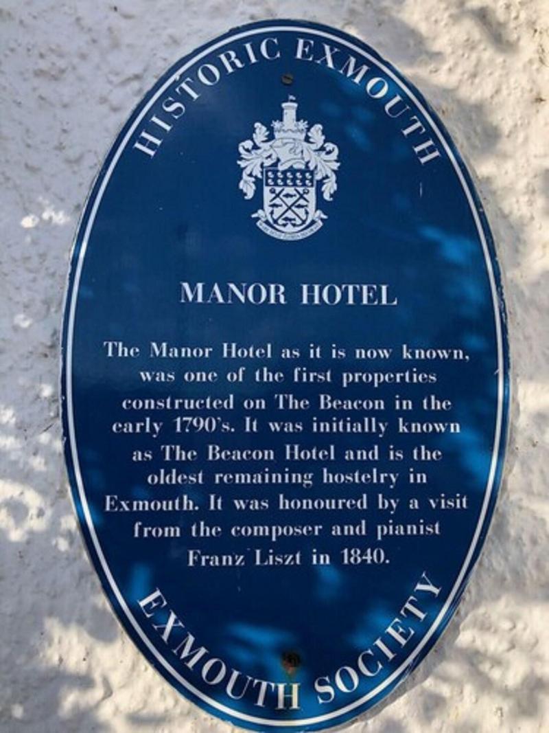 Manor Hotel - Genel