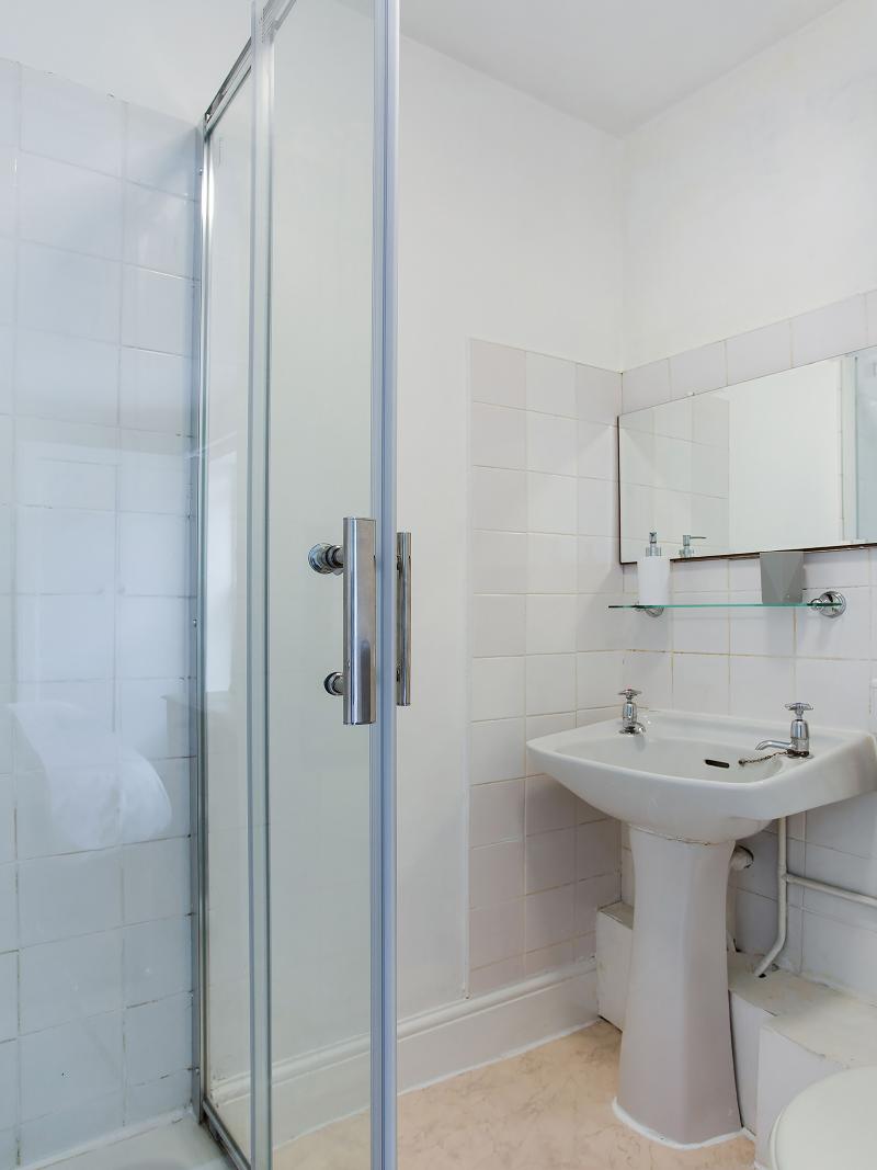 OYO Minerva Guesthouse - Oda