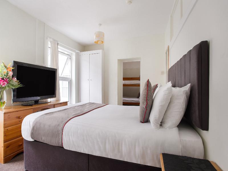 OYO Minerva Guesthouse - Oda