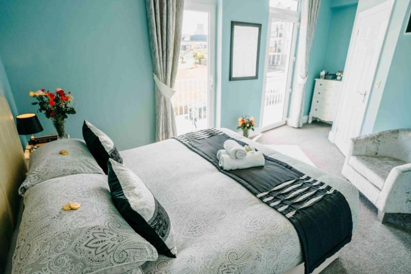 OYO Minerva Guesthouse - Oda