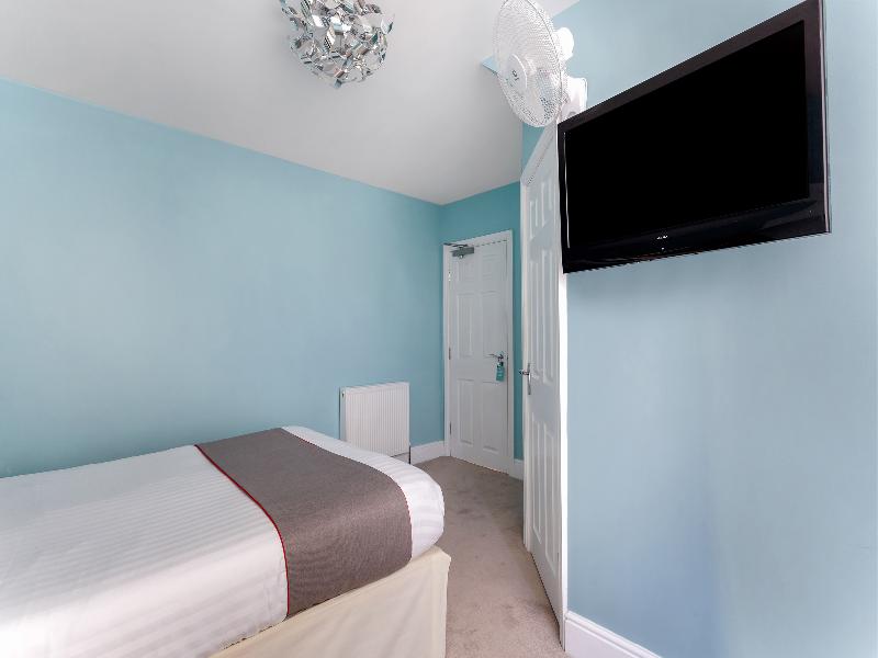 OYO Minerva Guesthouse - Oda