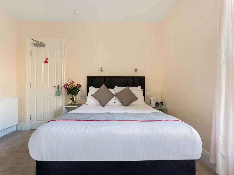 OYO Minerva Guesthouse - Oda