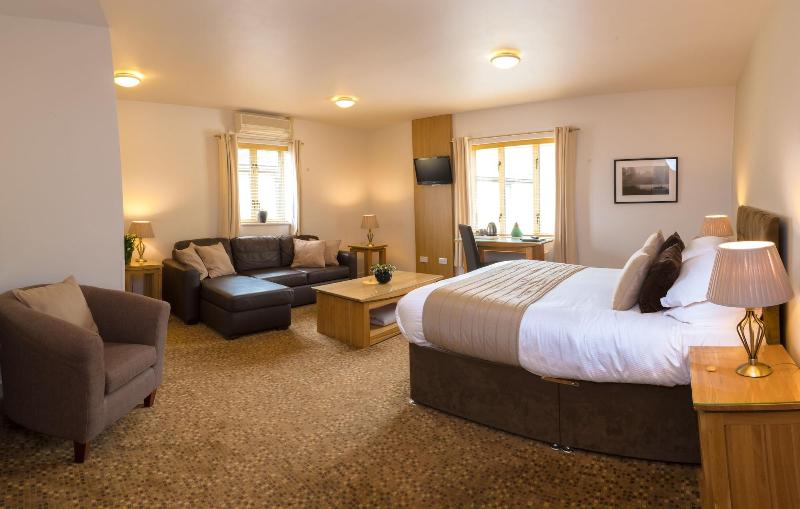 Courtyard Hotel - Oda