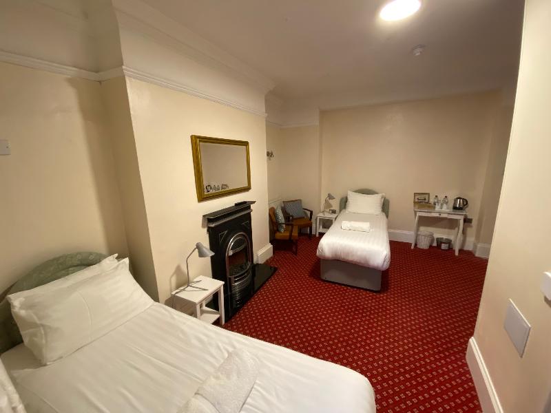 Alexandra Hotel - Oda