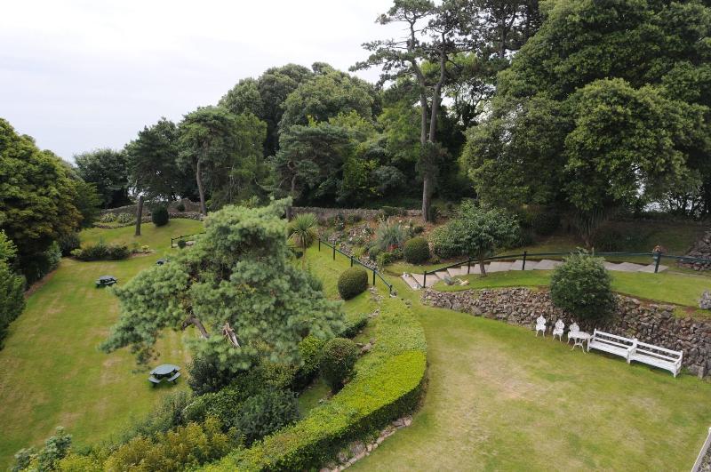 The Headland Hotel - Genel