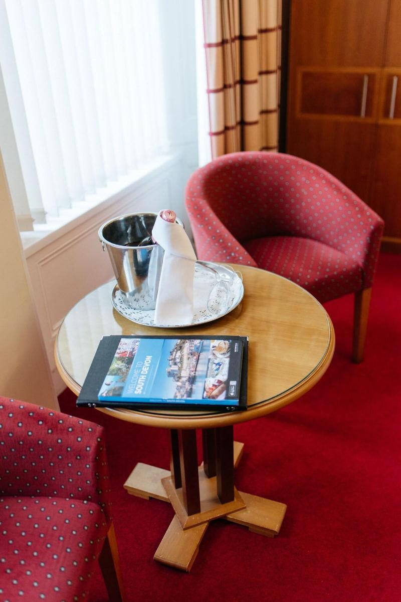 The Headland Hotel - Oda