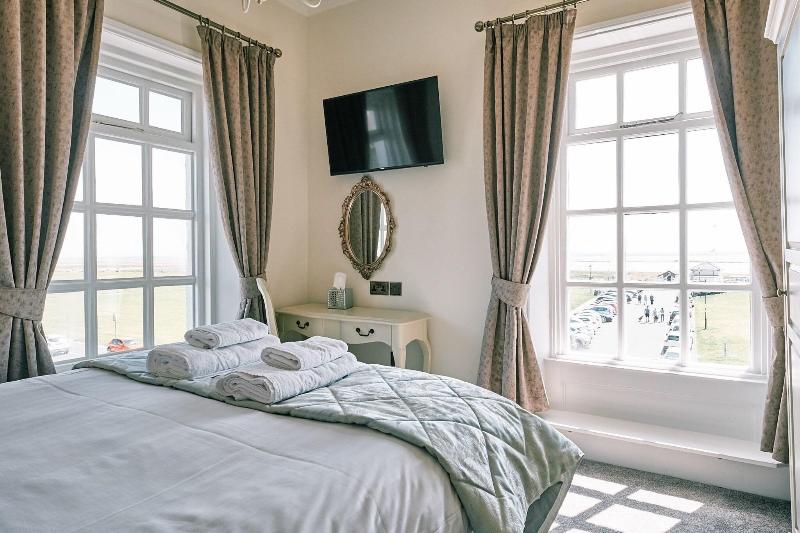 Queens Hotel - Genel