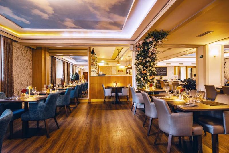 Grand Hotel International - Restoran