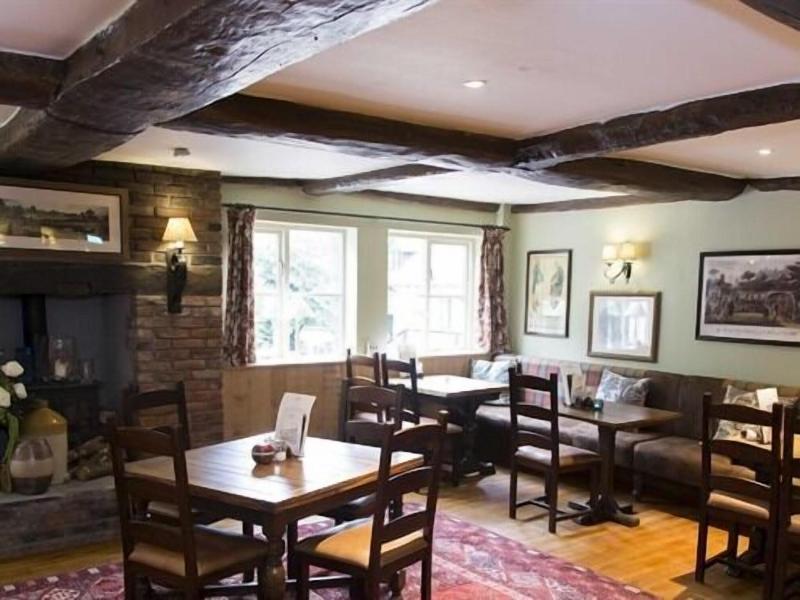 Hadley Bowling Green Inn - Lobi