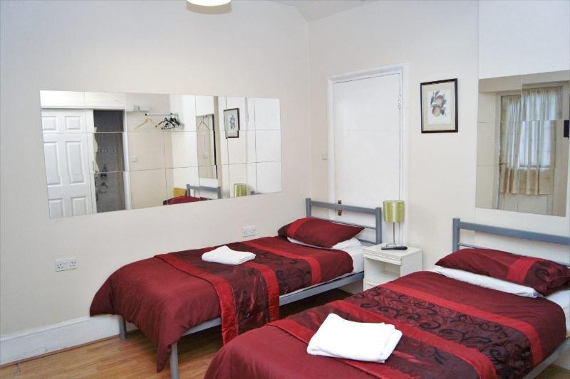 Dharma Lodge Hotel - Oda