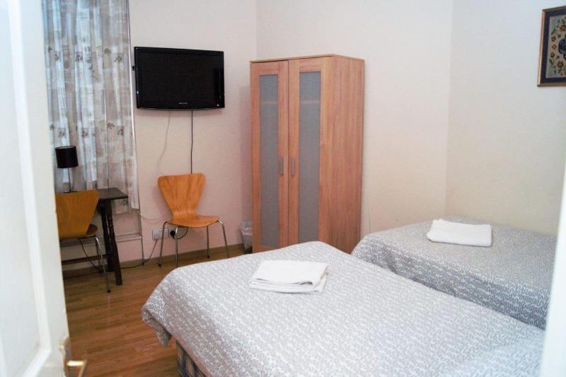 Dharma Lodge Hotel - Oda
