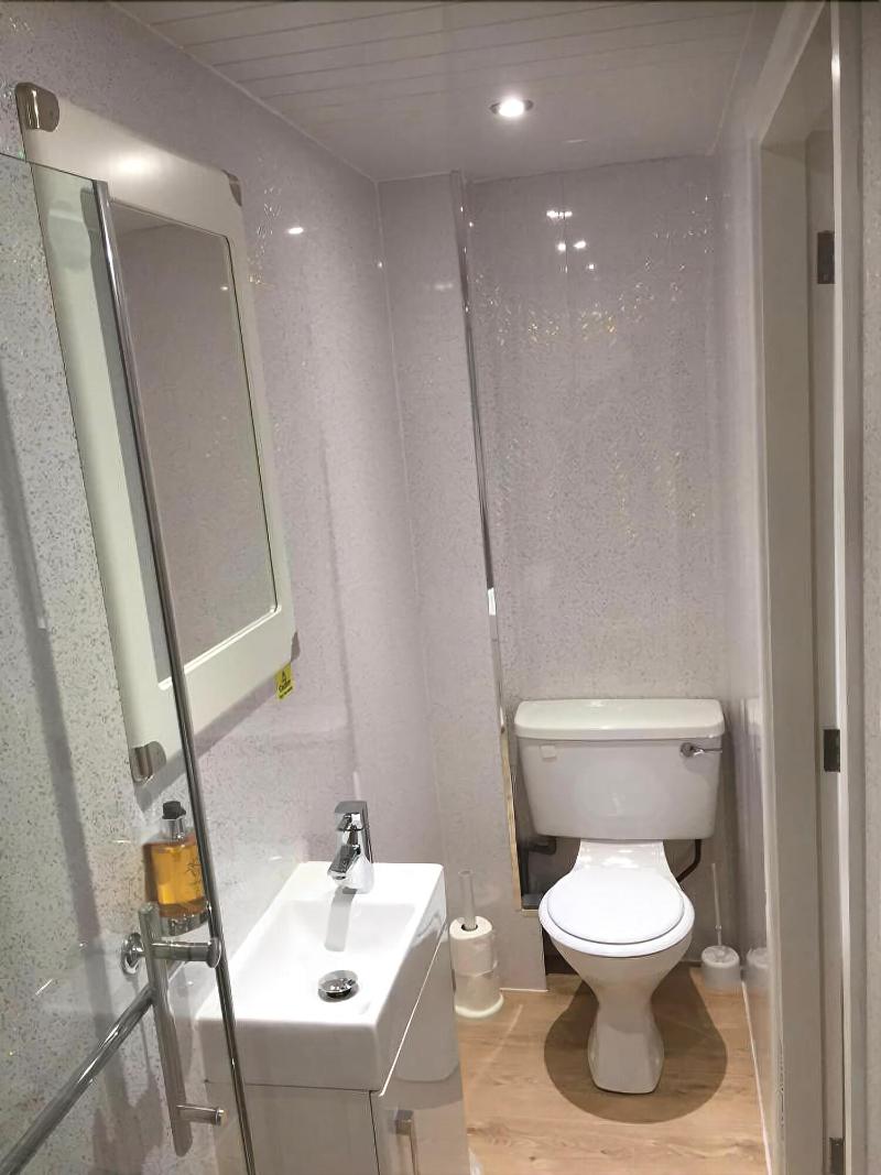 Claxton Hotel - Oda