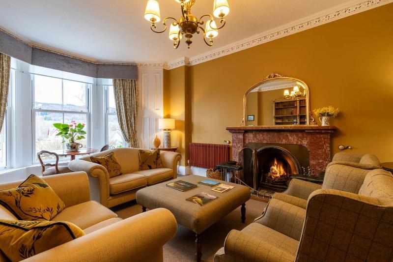 Craigroyston House - Lobi