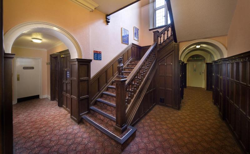 The Broadway Park Hotel - Lobi