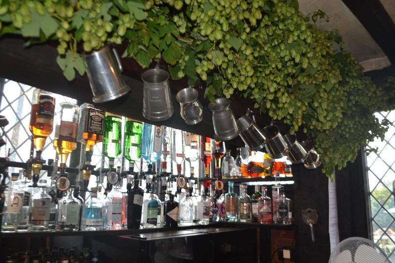 Mermaid Inn - Bar