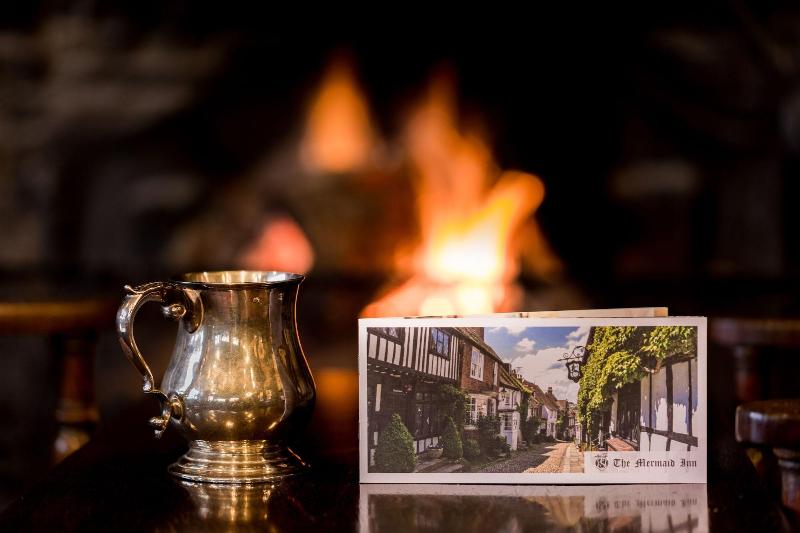 Mermaid Inn - Bar