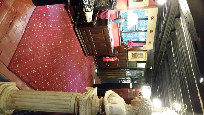 Mermaid Inn - Lobi